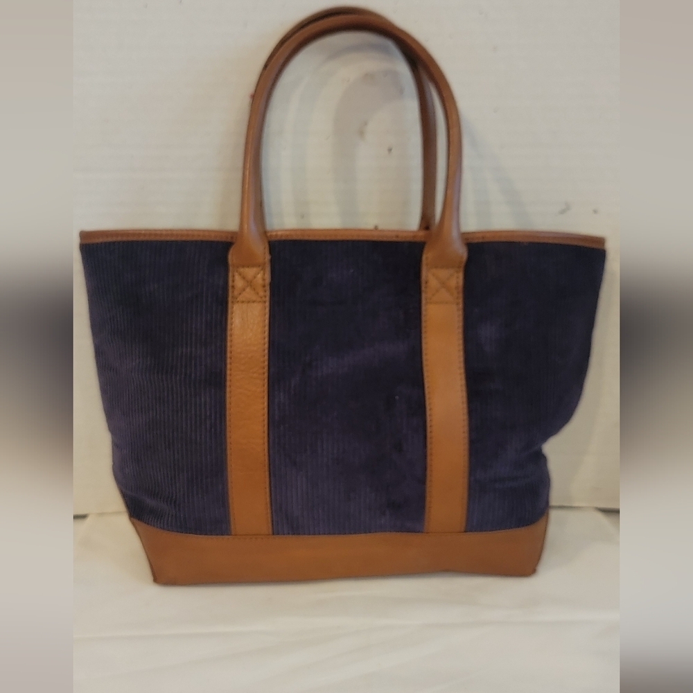 VINEYARD VINES PURSE - NAVY CORDUROY & LEATHER - Picture 2 of 8